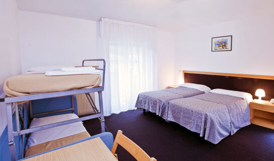 HOTEL DORIA (B&B) Nago-Torbole