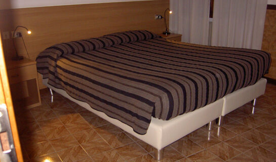 HOTEL DORIA (B&B) Nago-Torbole